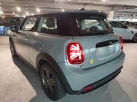 Aanzicht achter links