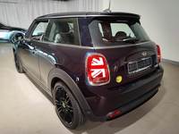 Pogled od pozadi levo