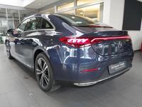 Pogled od pozadi levo