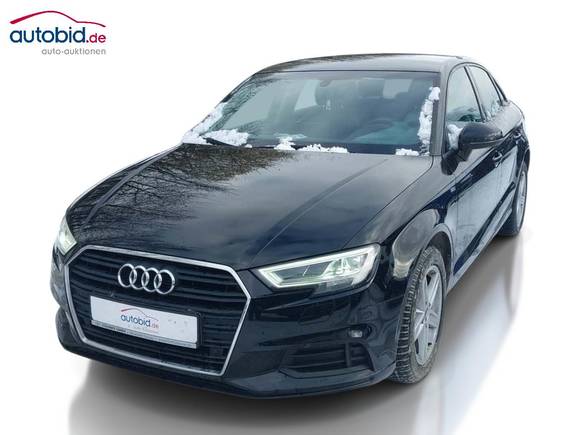 Skats no kreisās puses priekšā