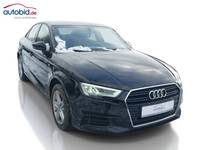 Skats no labās puses priekšā