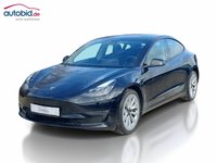 Skats no kreisās puses priekšā