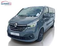 Вид спереди слева