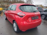 Vaade tagant vasakult