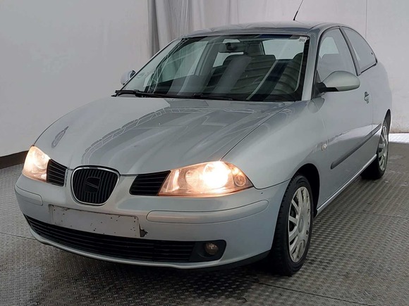 Náhled zpředu zleva