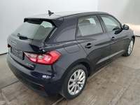 Pogled od pozadi desno