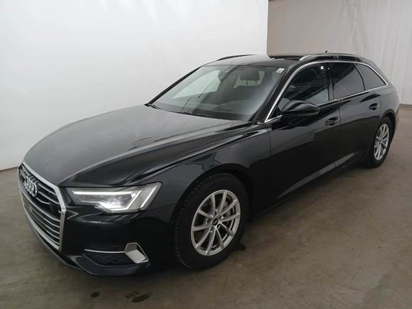 Pogled od napred levo