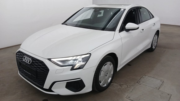 Pogled od napred levo