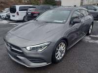 Pogled od napred levo