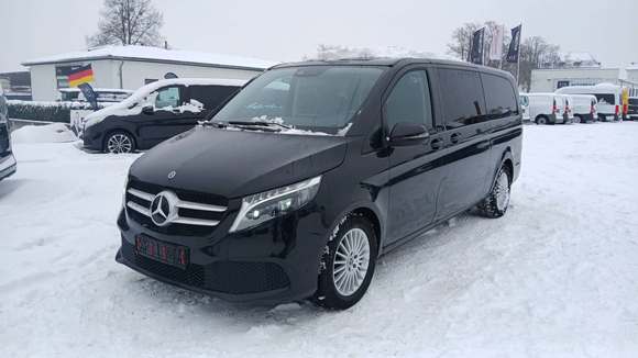 Вид спереди слева