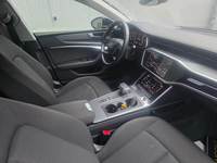 Вид на салон