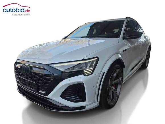 Вид спереди слева