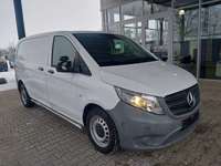 Вид спереди справа