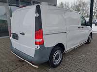 Вид сзади справа