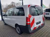 Вид сзади слева