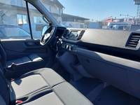 Вид на салон