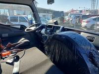 Вид на салон