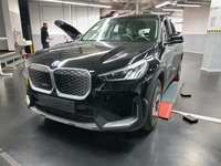 Вид спереди слева