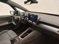 Вид на салон