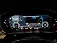 Вид на приборную панель