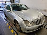 Pogled desno spredaj