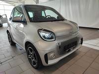 Вид спереди справа