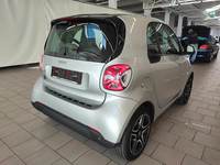 Вид сзади справа