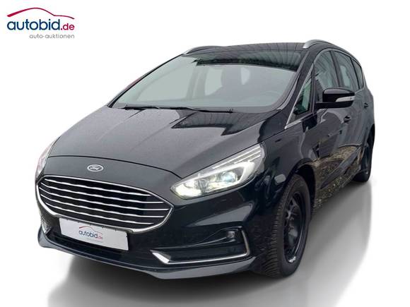 Вид спереди слева