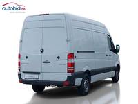 Vue de l’arrière droit