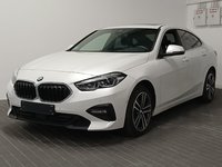 Pogled od napred levo