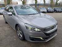 Вид спереди справа