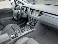 Вид на салон