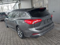 Вид сзади слева