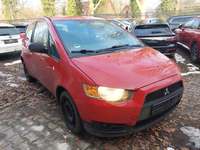 Вид спереди справа