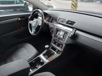 Вид на салон