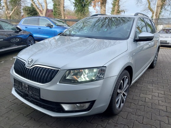 Вид спереди слева