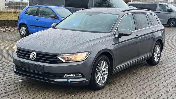 Pogled od napred levo