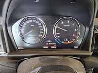 Pogled na kombinirani instrument