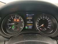 Pogled na kombinovani instrument