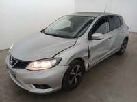 Pogled od napred levo