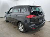 Pogled od pozadi levo