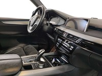 Вид на салон