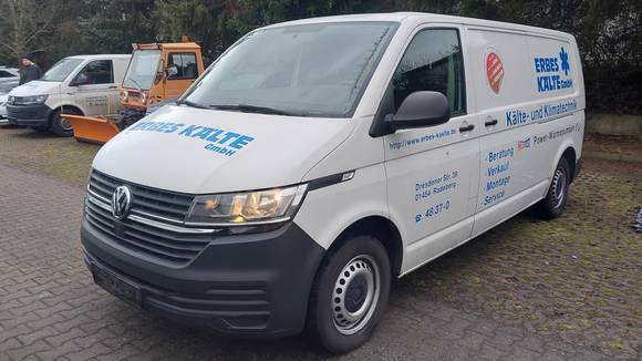 Pogled od napred levo