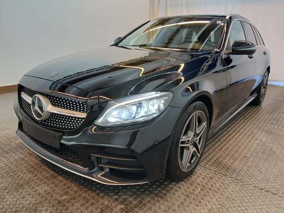 Pogled sprijeda lijevo