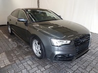 Náhled zpředu zprava