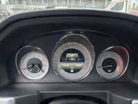 Pogled na kombinovani instrument