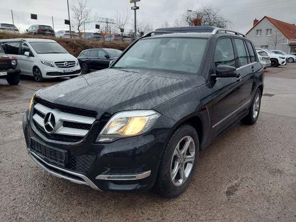 Pogled od napred levo