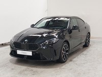 Pogled od napred levo