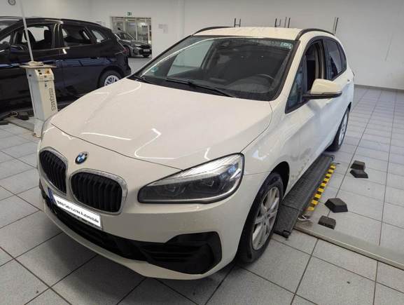 Náhled zpředu zleva