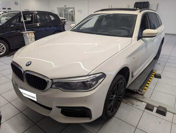 Náhled zpředu zleva